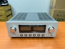 Load image into Gallery viewer, Luxman L-550AX Integrated Amplifier

