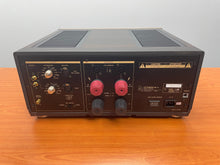 Load image into Gallery viewer, Luxman C-7 Preamplifier &amp; M-7 Power Amplifier
