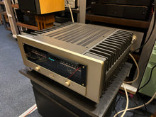 Load image into Gallery viewer, Accuphase P-450 Stereo Power Amplifier
