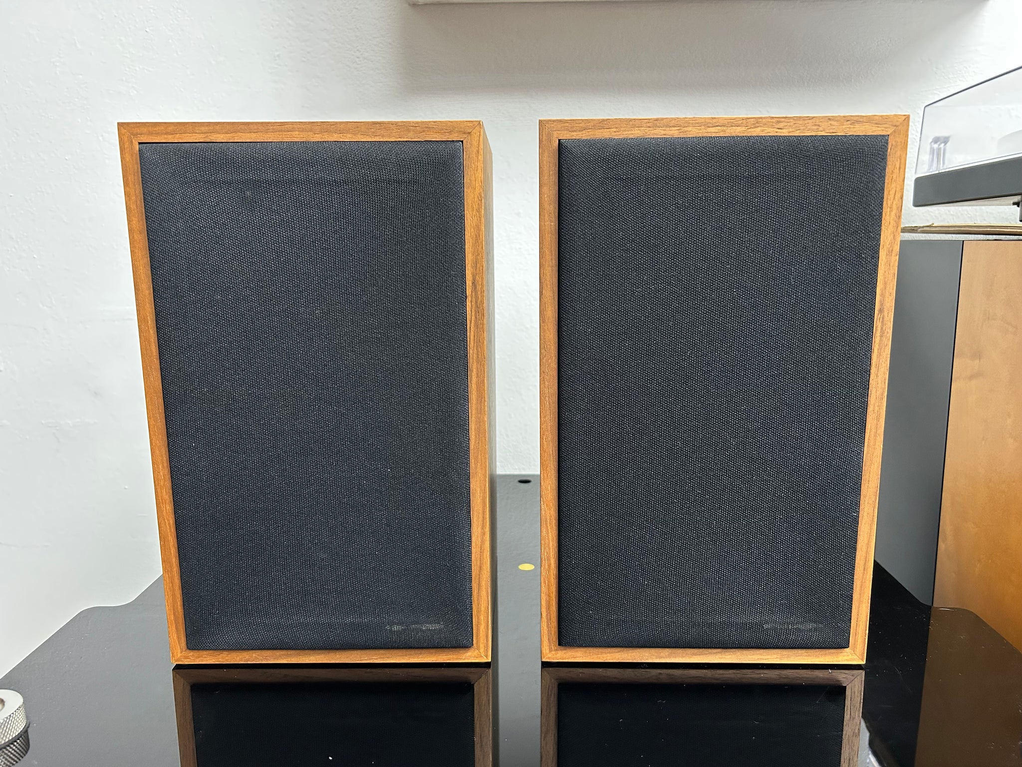 Sterling Broadcast LS3/5a V2 Speakers – CK Audio Singapore