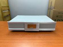 Load image into Gallery viewer, IsoTek EVO3 Sigmas 6-Way Mains Conditioner
