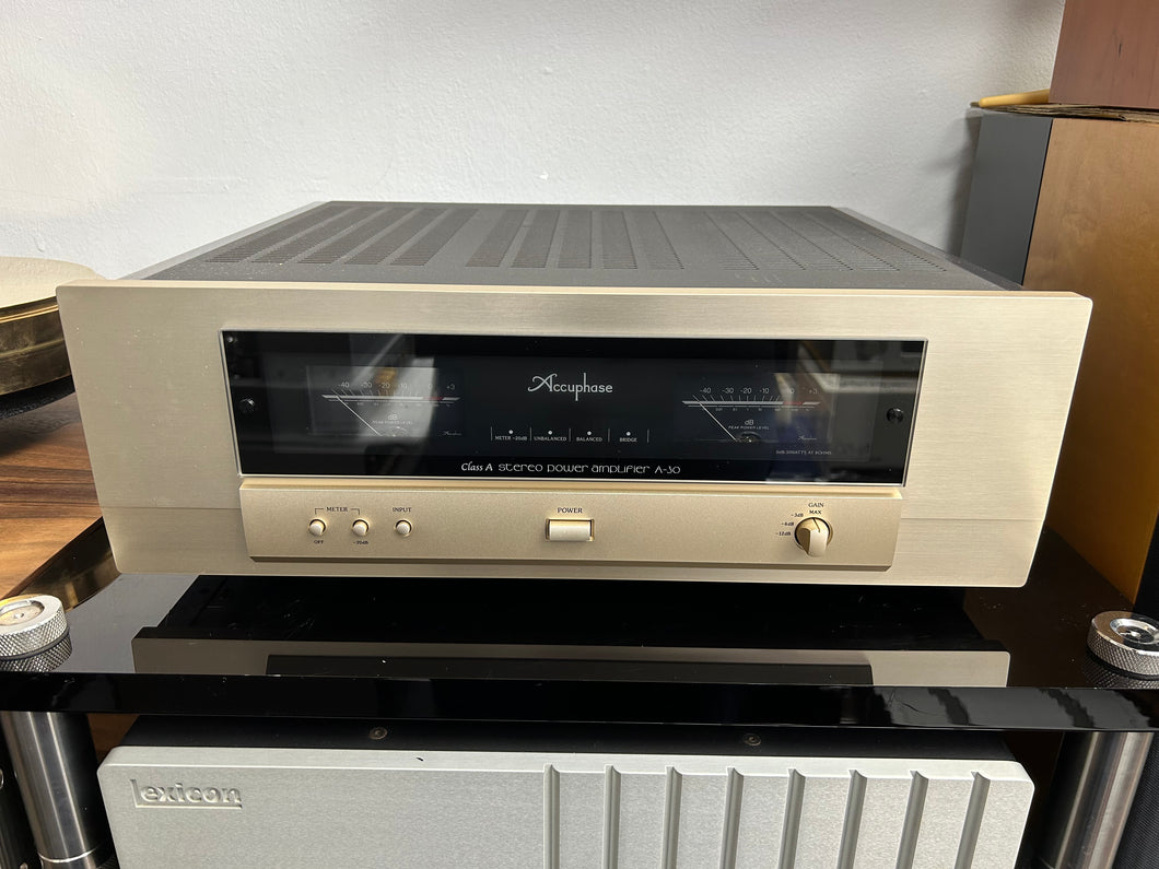 Accuphase A-30 Power Amplifier