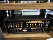 Load image into Gallery viewer, Luxman C7i Line Stage Preamplifier
