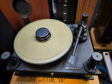 Load image into Gallery viewer, SME 30/2 Turntable with Series V Tonearm
