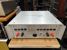 Load image into Gallery viewer, Burmester 082 integrated amplifier
