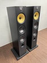 Load image into Gallery viewer, B&amp;W 683 S2 Floorstanding Speakers
