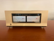 Load image into Gallery viewer, Luxman C-7 Preamplifier &amp; M-7 Power Amplifier
